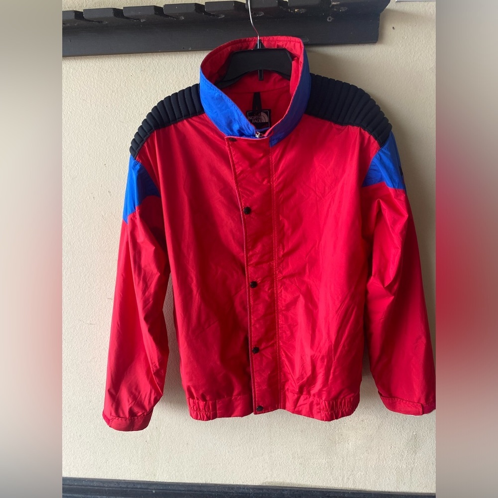 THE NORTH FACE || extreme windbreaker jacket